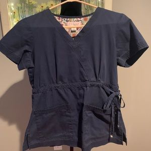 Scrub top